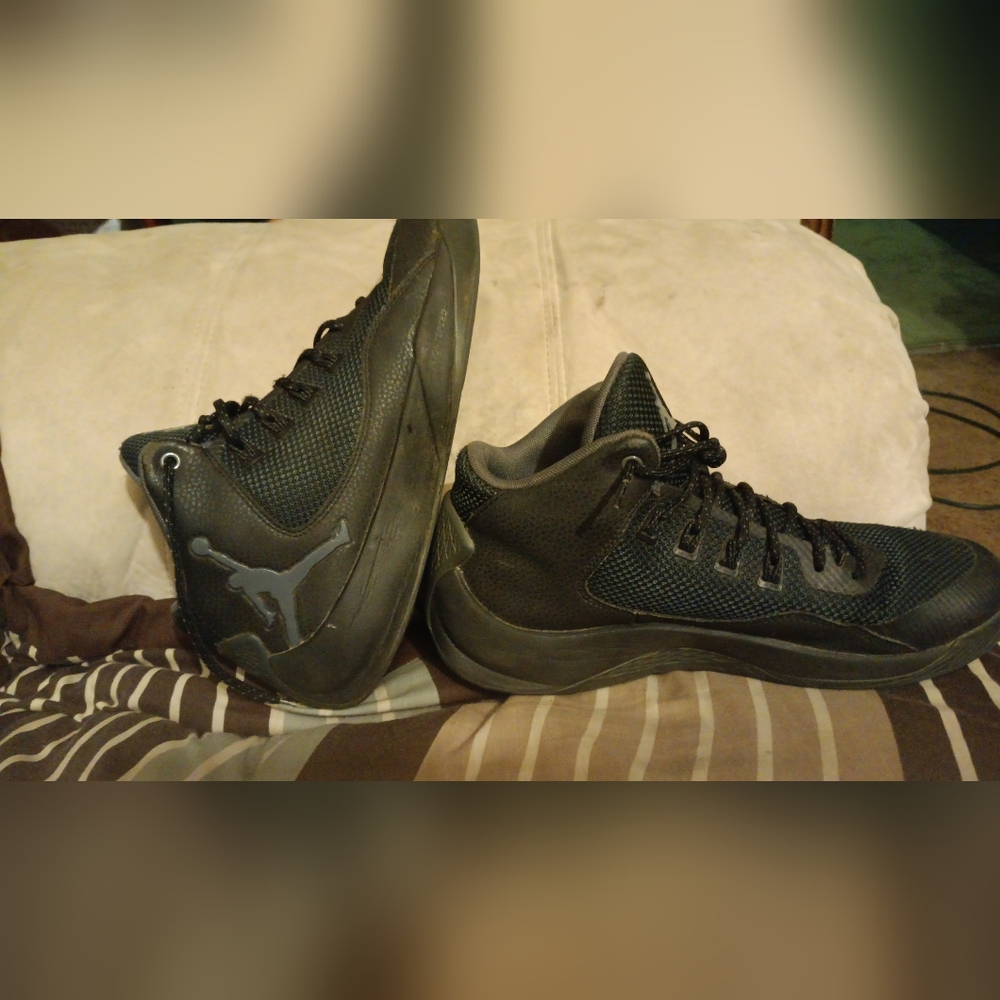 Jordan Black Athletic Shoes High-Top Leather